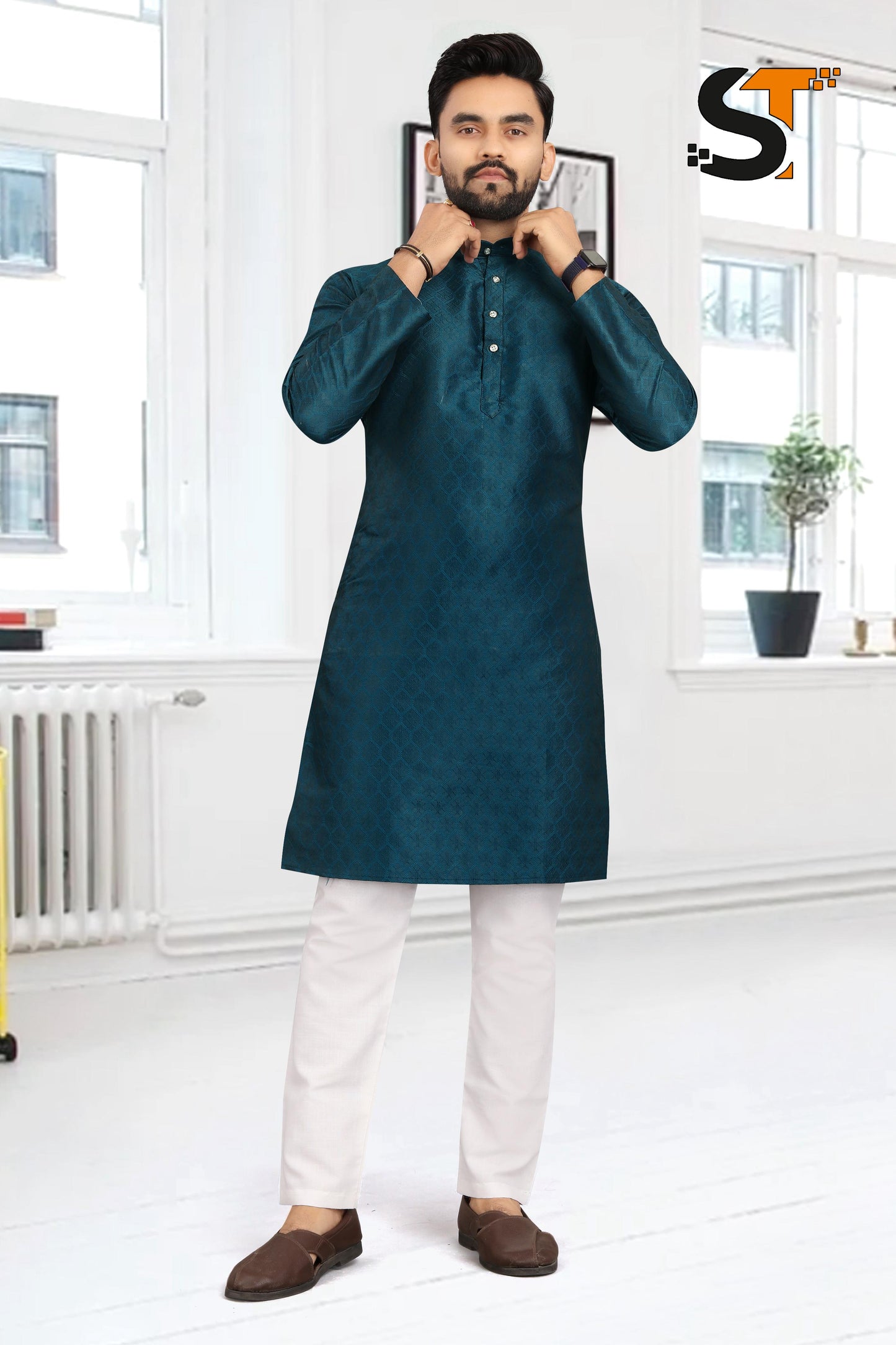 Kurta-Pyjama Set